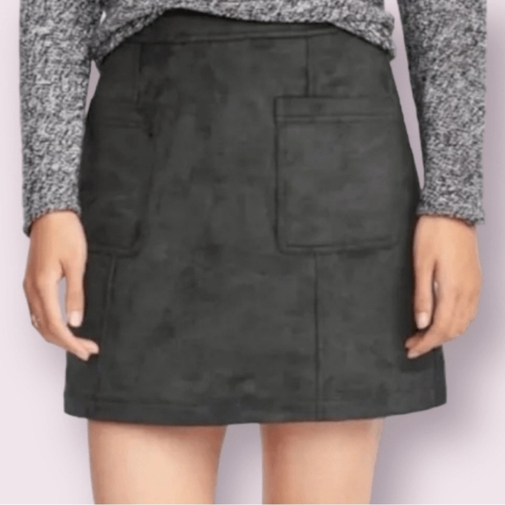 Women's Old Navy Black Jack Faux Suede A-Line Mini Skirt Patch Pockets Size 18